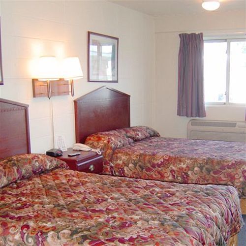 Relax Inn St. Robert Phòng bức ảnh