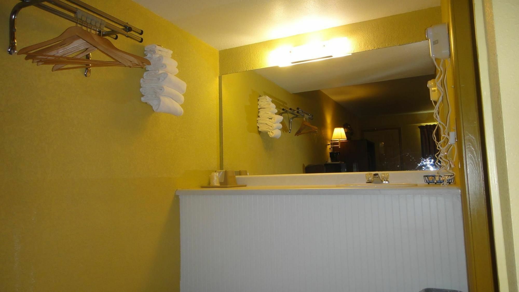 Relax Inn St. Robert Ngoại thất bức ảnh